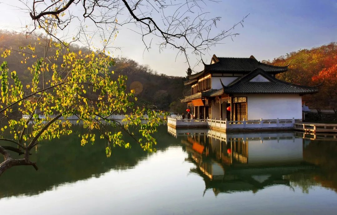安徽秋天賞秋攻略_安徽秋色景點推薦_岳西游玩攻略